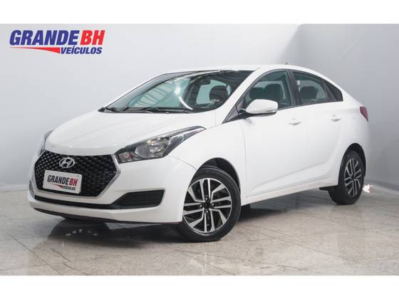 HYUNDAI HB20S 1.6 COMFORT PLUS 16V FLEX 4P AUTOMÁTICO HYUNDAI HB20S 1.6 COMFORT PLUS 16V FLEX 4P AUTOMÁTICO